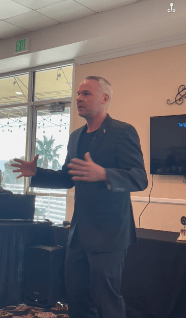 Joseph "Chroniꓘ" VanDusen